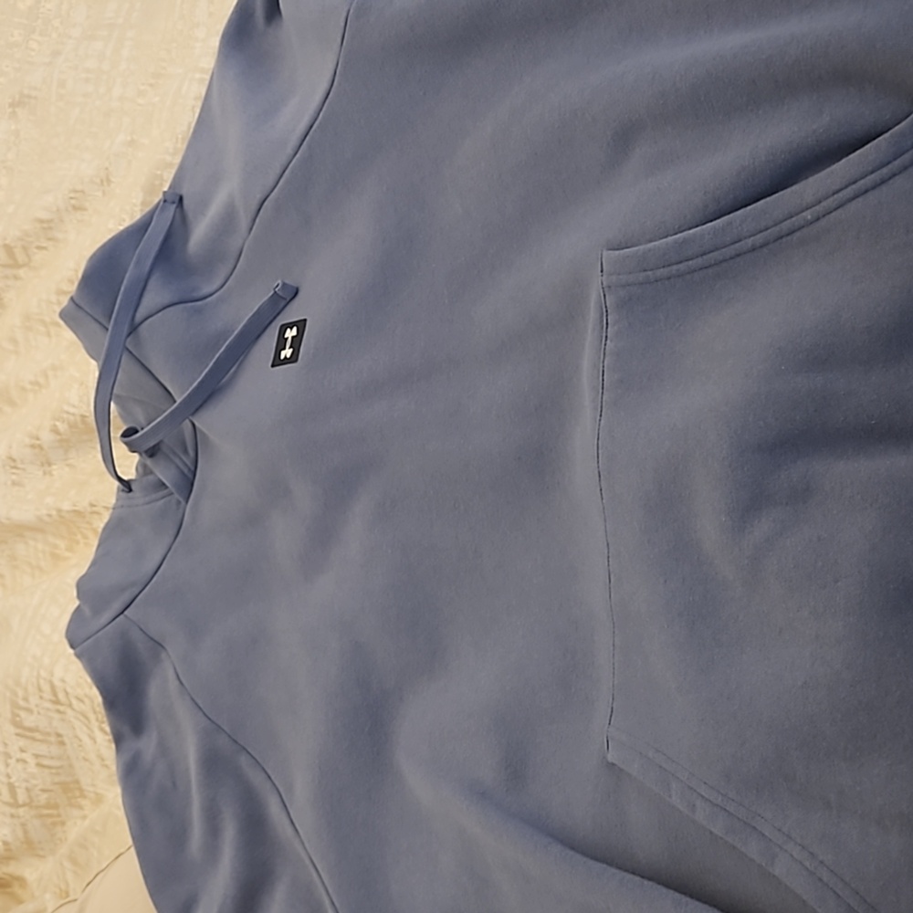 Under armor hoodie 2xl - Picture 1 of 2